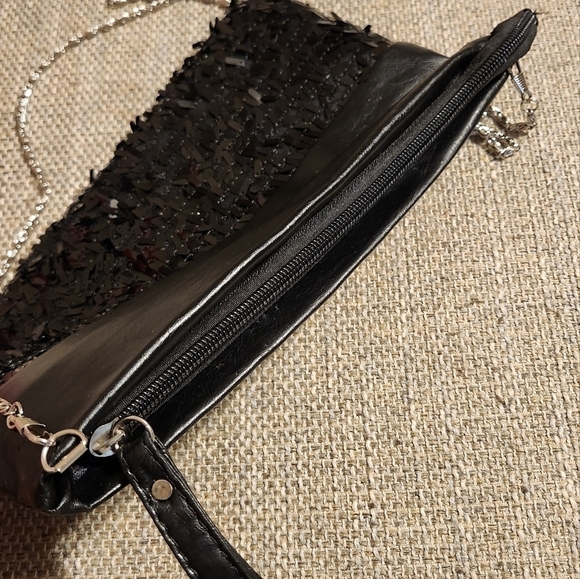 sequin chain pleather handbag - Picture 4 of 7